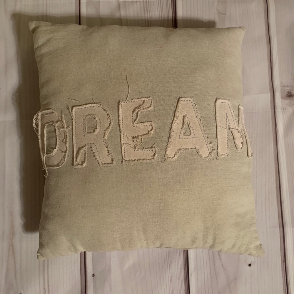 2 Decorative Rustic Pillows - Picture 4 of 6